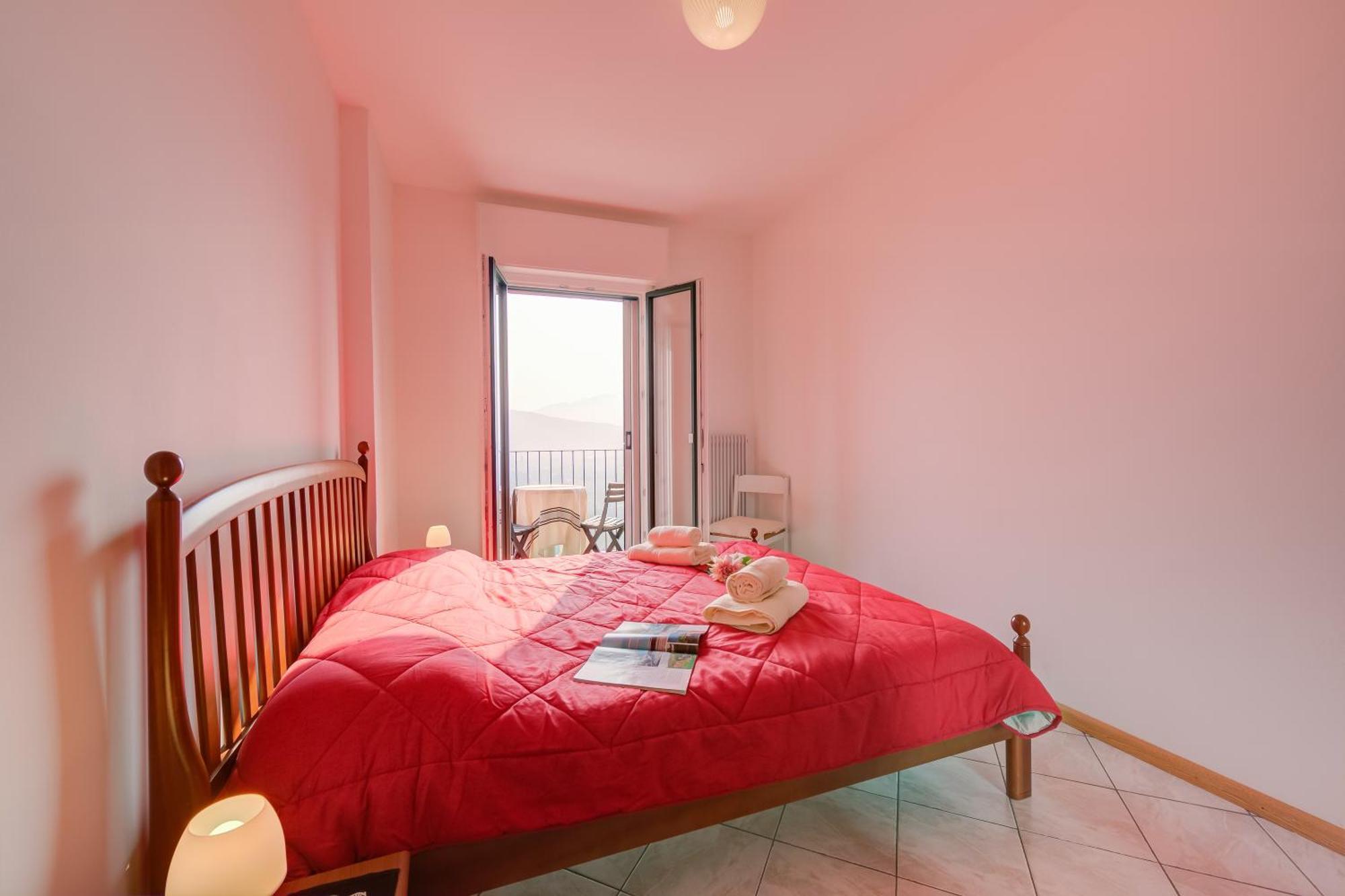 Lake View Dom-Us Apartment - Happy Rentals Riva del Garda Eksteriør billede
